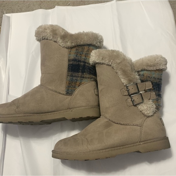 Makalu Plaid Wool Blend Faux Fur Buckles Winter Boots - Picture 5 of 12